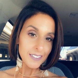 Meet your Posher, Olaya